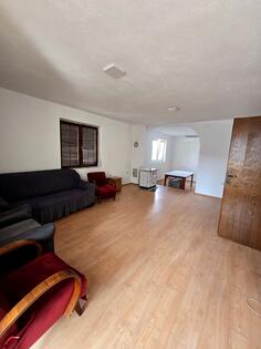 Dvosoban stan 120m2 - Nikšić - Nikšić (uži dio)