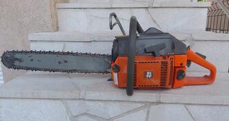 Husqvarna - Profesionalna motorna testera model TOMOS - Husqvarna 61 FF