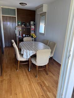 Dvosoban stan 77m2 - Podgorica - Blok 5 Oš "Śtampar Makarije"