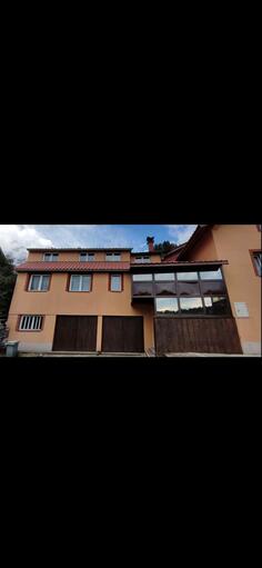 Porodična kuća 200m2 - Kolašin - Kolašin (uži dio)