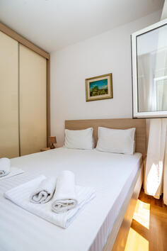 Prodajem više kreveta, korišteni sezonski.