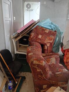 TROSJED DVOSJED. FOTELJA I 6 STOLICA