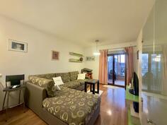 Jednosoban stan 53m2 - Bar - Centar grada