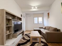 Jednosoban stan 47m2 - Bar - Centar grada