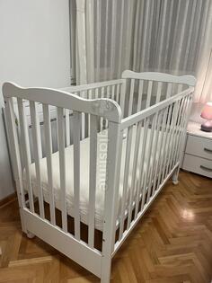 Krevetić sa memori dusekom