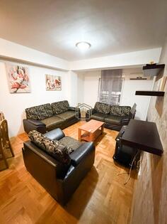 Dvosoban stan 80m2 - Podgorica - Preko Morače