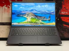 Dell Dell Vostro 3520 - 15.6" Intel i5 16GB GB