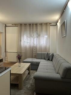 Jednosoban stan 50m2 - Nikšić - Humci