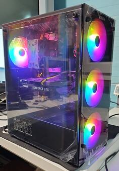 8600K, 16GB, GTX 1650, SSD 256GB M2 - Intel i5 - 16GB GB DDR4 - SSD disk