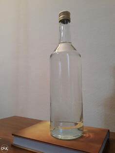 Domaća rakija šljiva