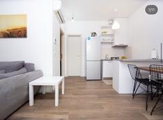 Jednosoban stan 63m2 - Tivat - > Okolina grada