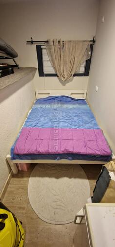 drveni krevet sa dušekom 150x200cm