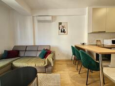 Jednosoban stan 43m2 - Bar - Centar grada