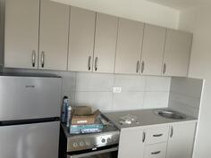 Garsonjera 35m2 - Podgorica - Stari Aerodrom