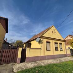 Porodična kuća 360m2 - Ruma - Klenak