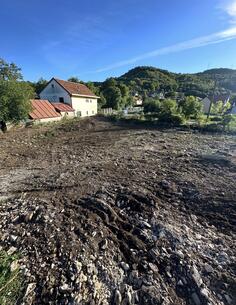 Građevinsko zemljište 1392m2 - Cetinje - > Okolina grada