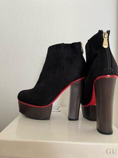 dva puta nosene elegantne firmirane polucizme 