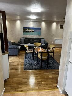 Dvosoban stan 70m2 - Budva - Gospoština 13.jul. br.10.