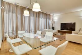 Dvosoban stan 120m2 - Podgorica - > Okolina grada