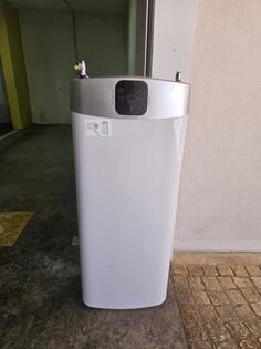 Ariston horizontalni bojler 80L
