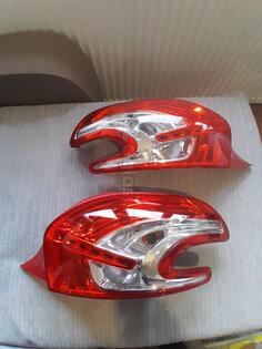 Oba stop svjetla za Peugeot - 208 - 2011