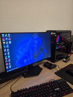 AOC - Monitor UHD 24"