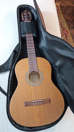 Klasična gitara