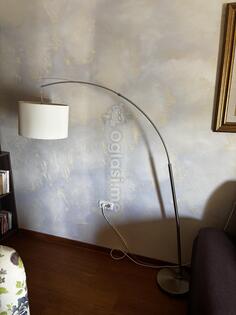 Prodajem polovnu lampu