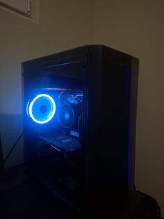 AMD Ryzen 5 - 16GB GB DDR4 - SSD disk