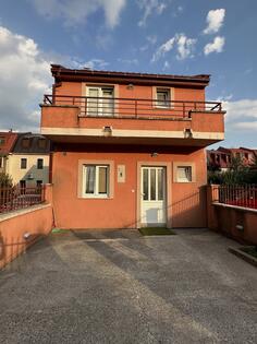 Porodična kuća 80m2 - Cetinje - Cetinje (uži dio)