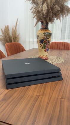 Sony - PlayStation 4