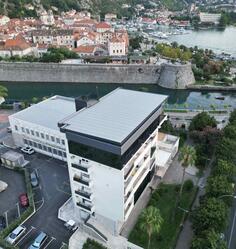 Jednosoban stan 59m2 - Kotor - Centar grada