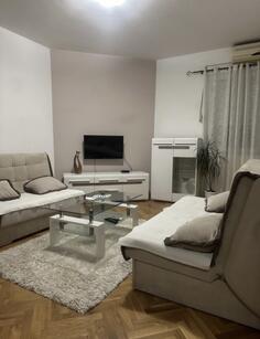Jednosoban stan 39m2 - Podgorica - Blok 9 Rista Dragicevica 25
