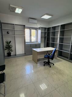 Lokal 25m2 - Budva - Lastva