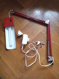 Prodajem povoljno stonu lampu