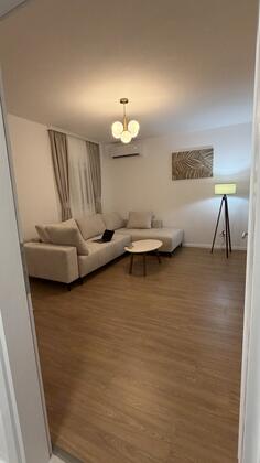 Jednosoban stan 53m2 - Tivat - Gradiošnica