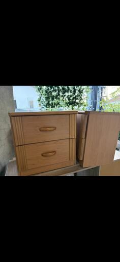 prodajem nocne  stocice ocuvan x2