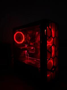 Intel i3 - 8GB GB DDR4 - HDD + SSD