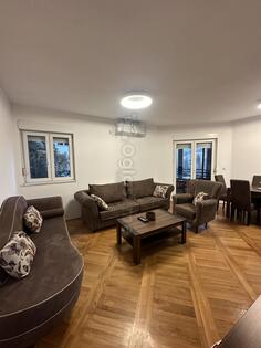 Dvosoban stan 82m2 - Podgorica - Momišići