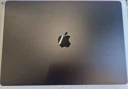 Apple M3 Pro 16 inch 36GB RAM  - 17" Intel Ostalo 36GB GB