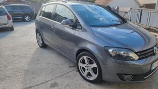 Volkswagen - Golf Plus - CAYC