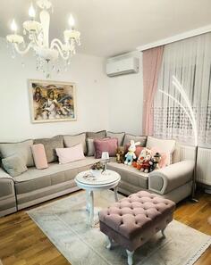 Četvorosoban stan 64m2 - Novi Sad - Novi Sad