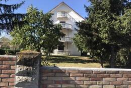 Kuća sa više stanova 850m2 - Voždovac - Beli Potok