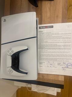 Sony - PlayStation 4