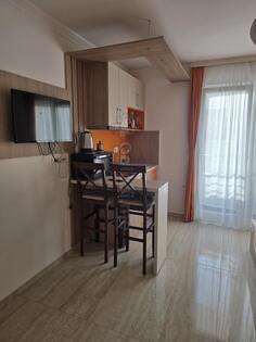 Garsonjera 28m2 - Budva - Lazi Lazi