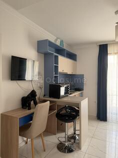 Garsonjera 28m2 - Budva - Lazi