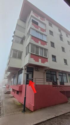 Kancelarija 27m2 - Nikšić - Nikšić (uži dio)