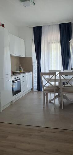 Jednosoban stan 45m2 - Tivat - Gradiošnica Dumidran