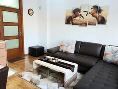 Jednosoban stan 36m2 - Cetinje - Centar grada