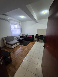 Garsonjera 26m2 - Podgorica - City kvart